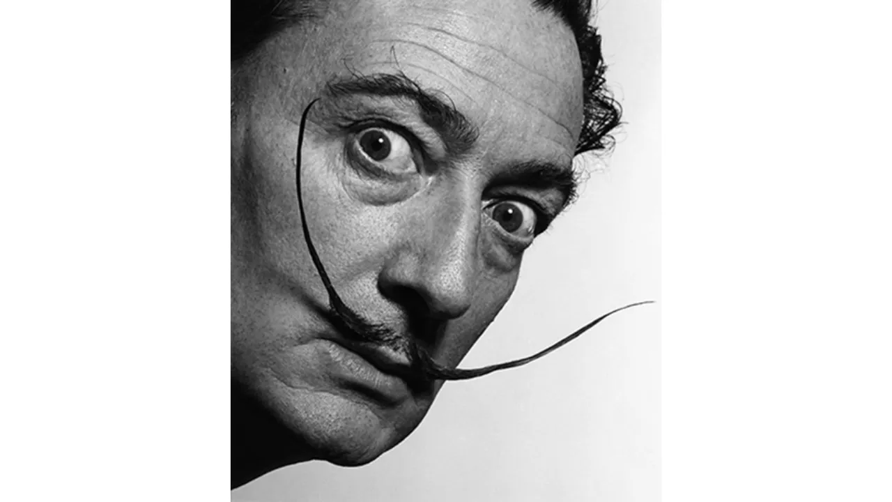 チュッパチャプスのロゴに隠された、マーケティングの本質